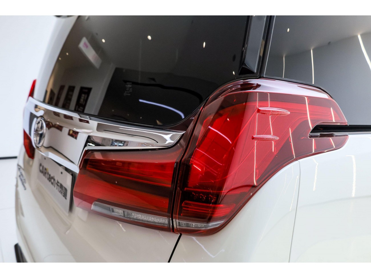 Toyota Alphard 2020