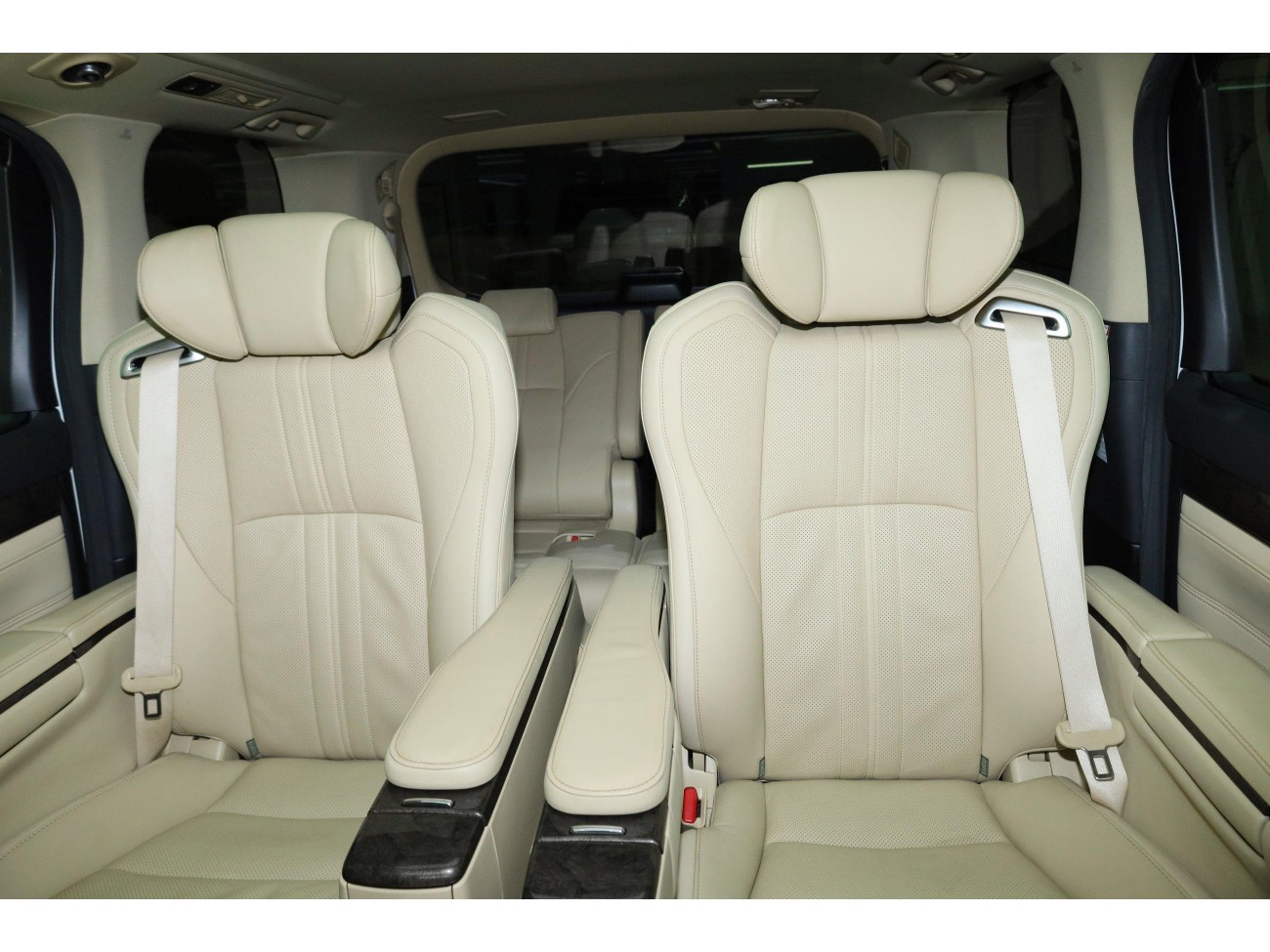 Toyota Alphard 2020
