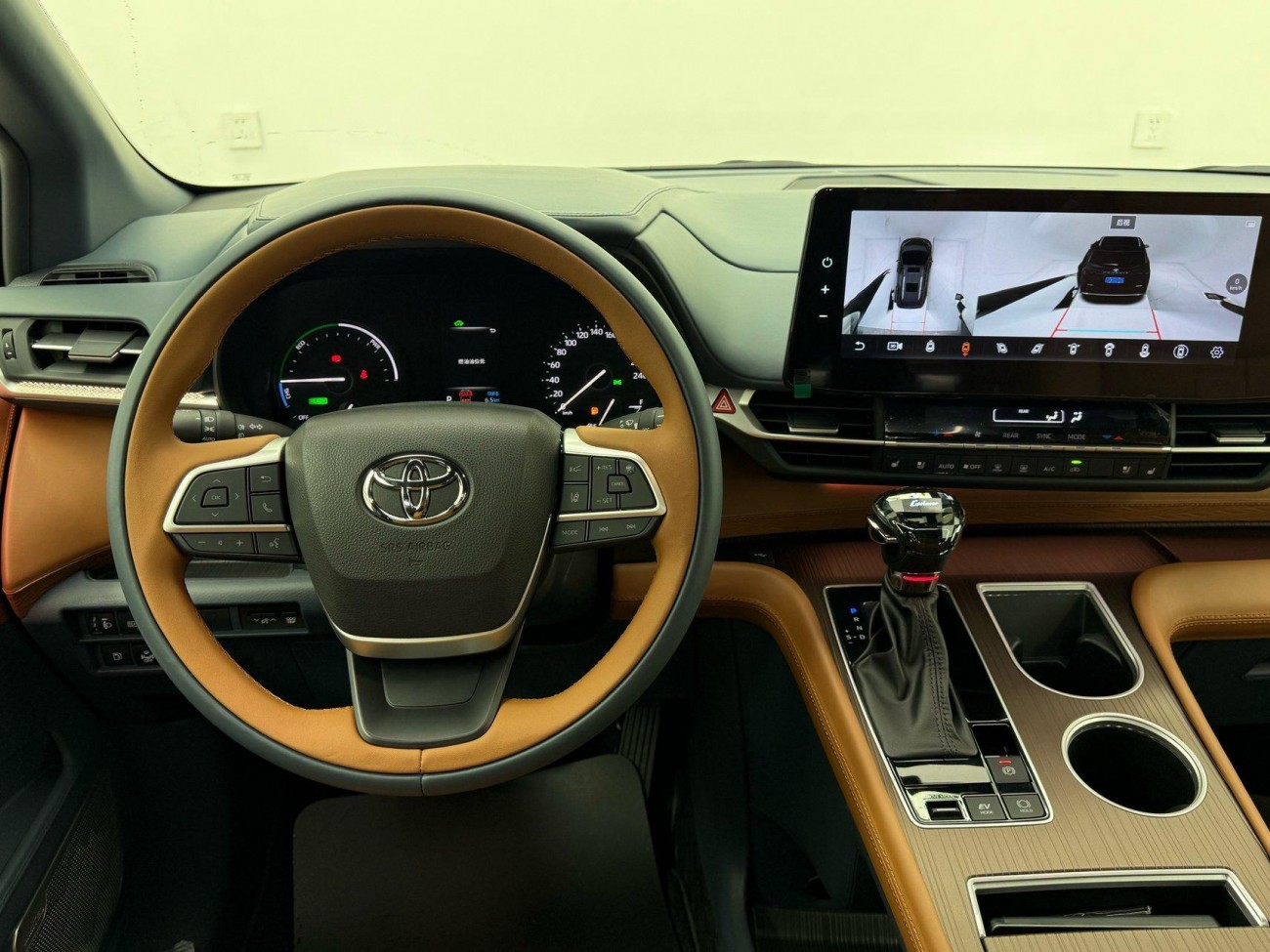 Toyota Granvia 2025