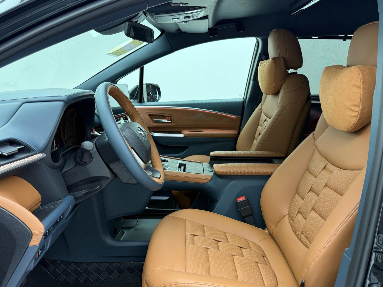 Toyota Granvia 2025