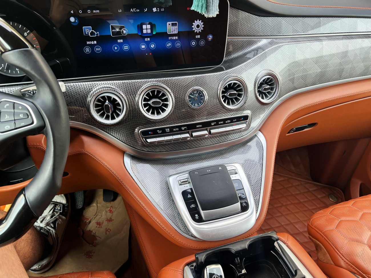 Mercedes-Benz 2022