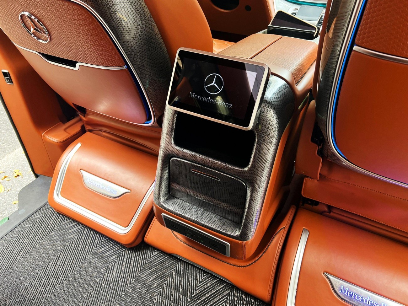 Mercedes-Benz 2022