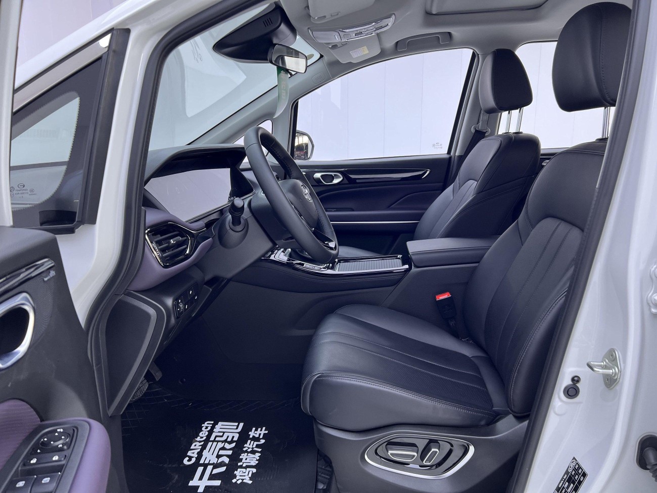 Trumpchi M6 2025