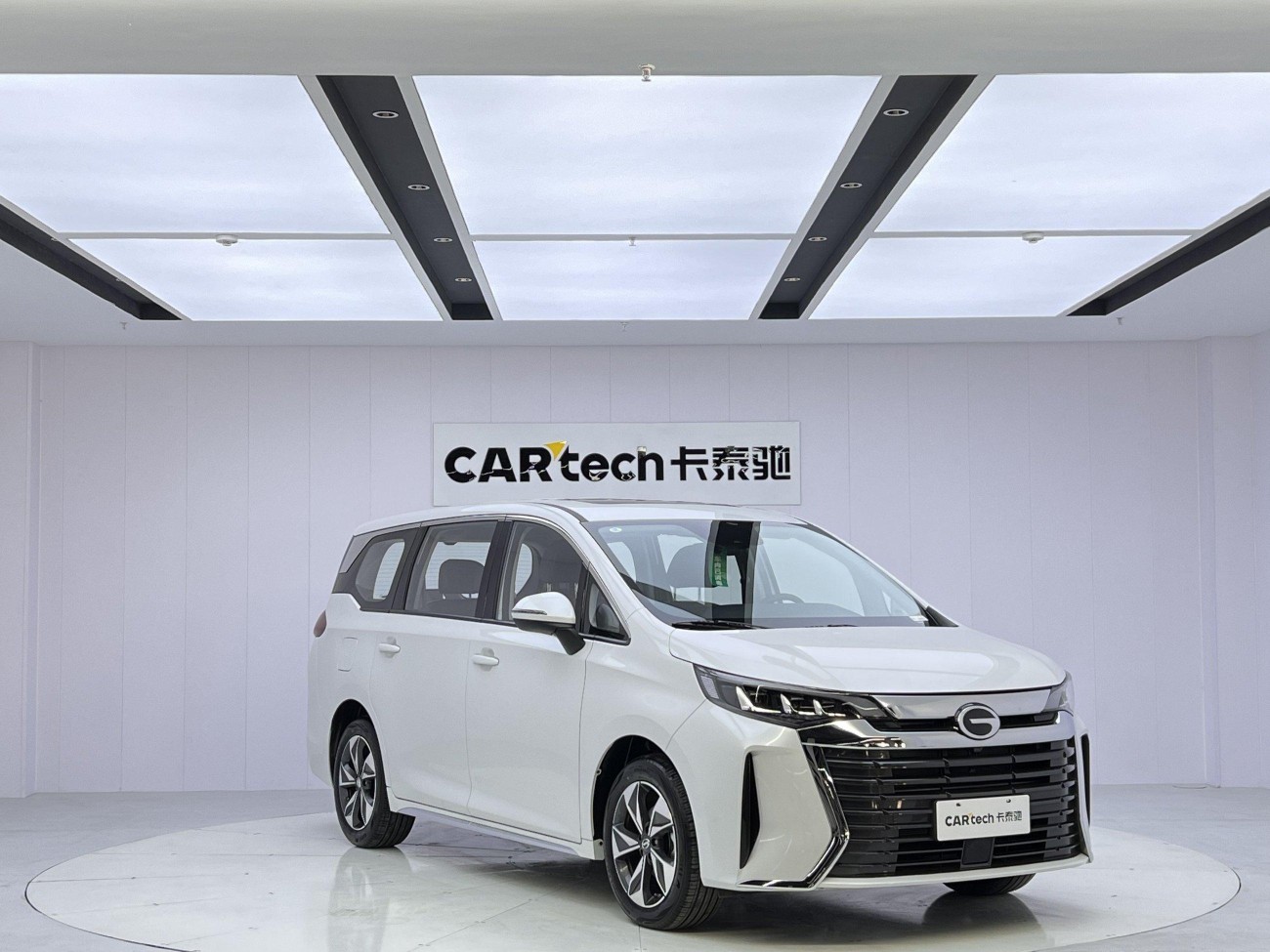 Trumpchi M6 2025