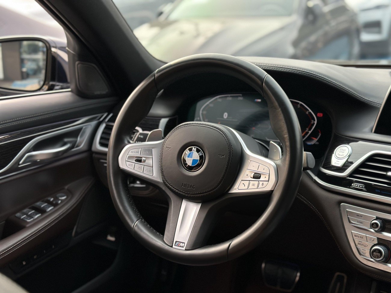 BMW 730Li 2021