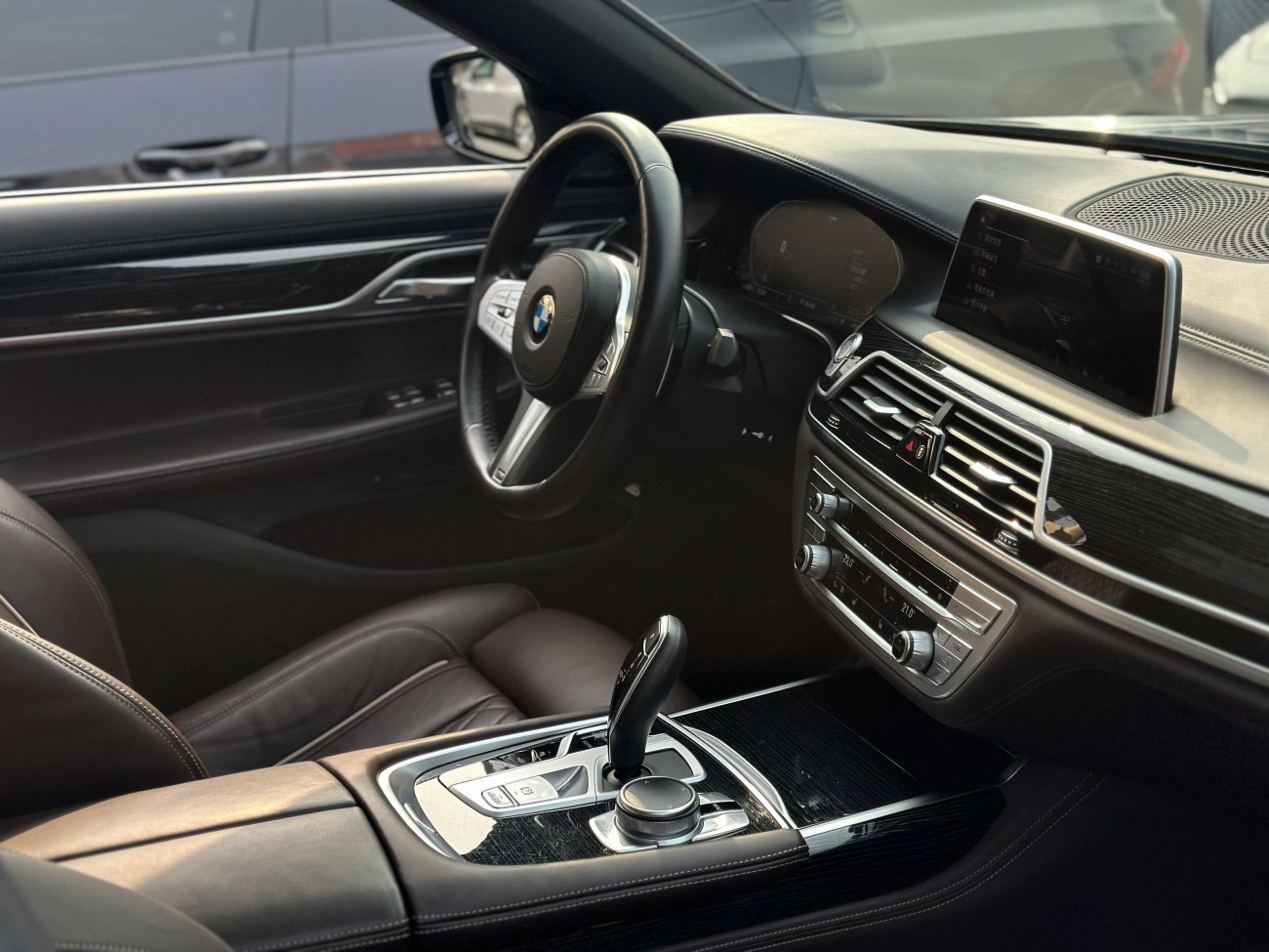 BMW 730Li 2021