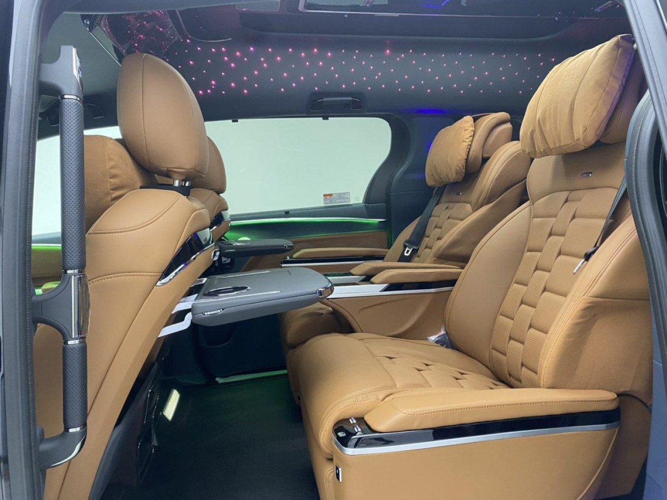Toyota Granvia 2025