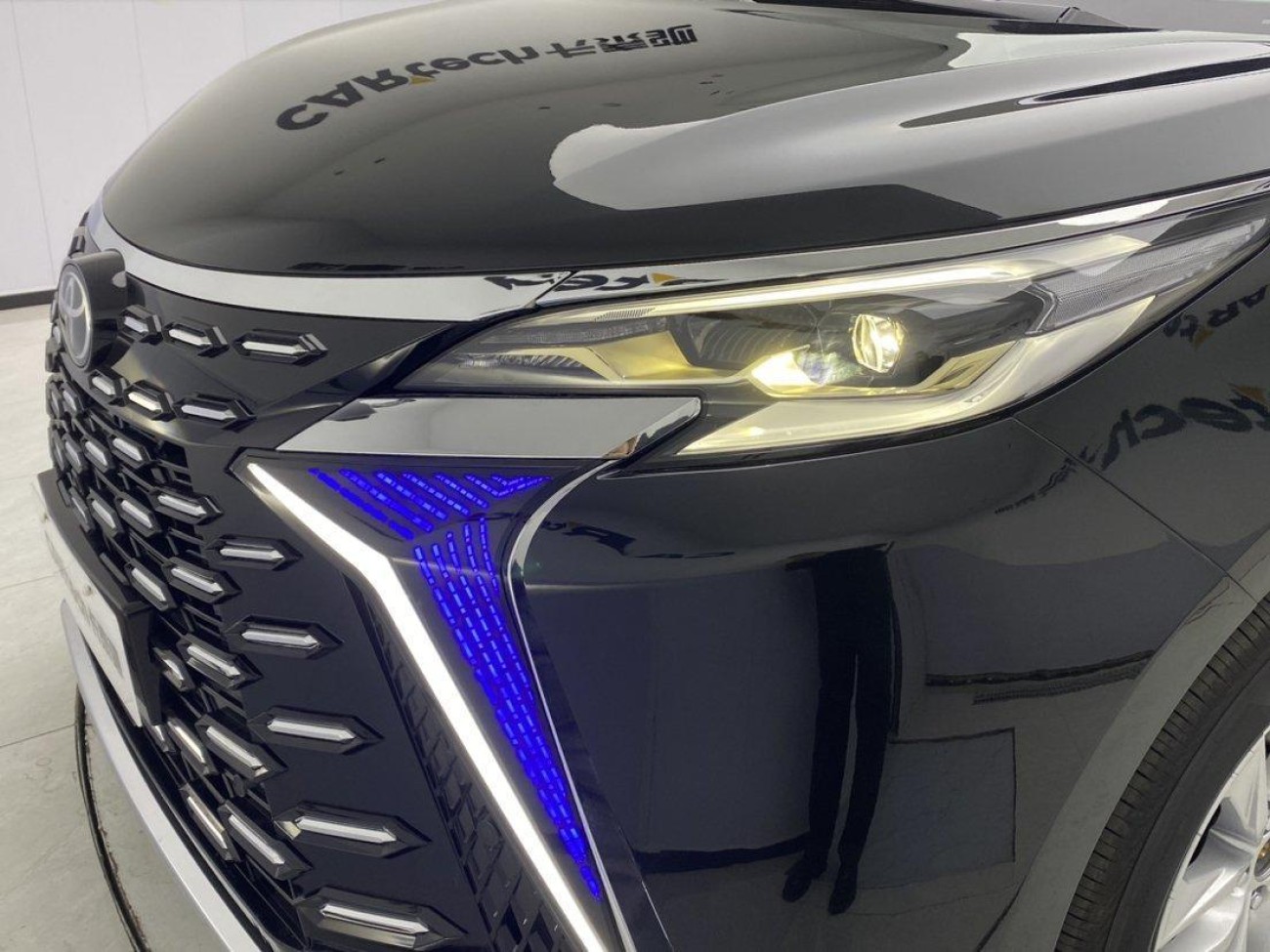 Toyota Granvia 2025