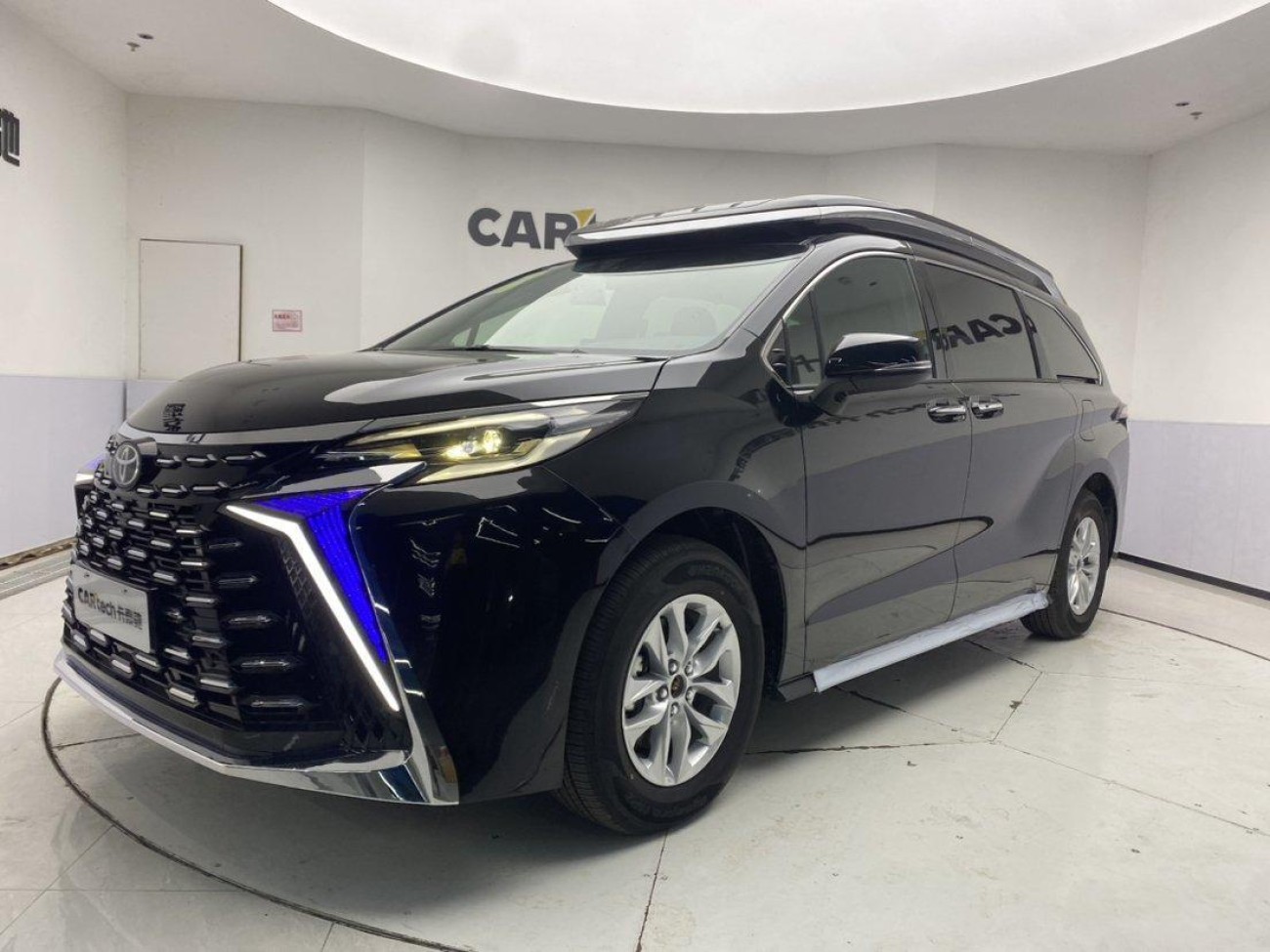 Toyota Granvia 2025
