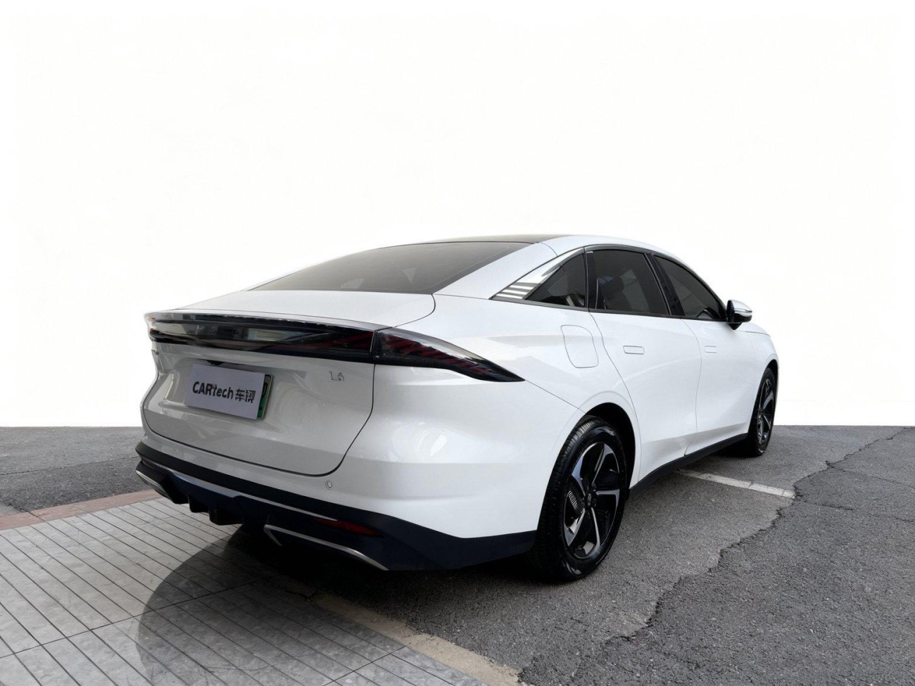 Geely Galaxy Galaxy L6 2024
