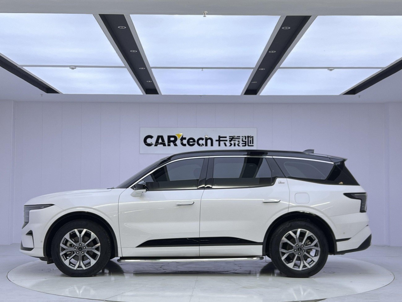 Ford Edge 2023