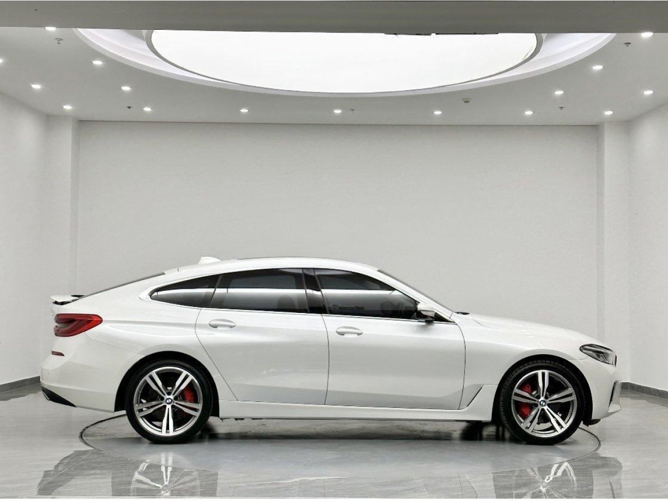 BMW 6GT 2022