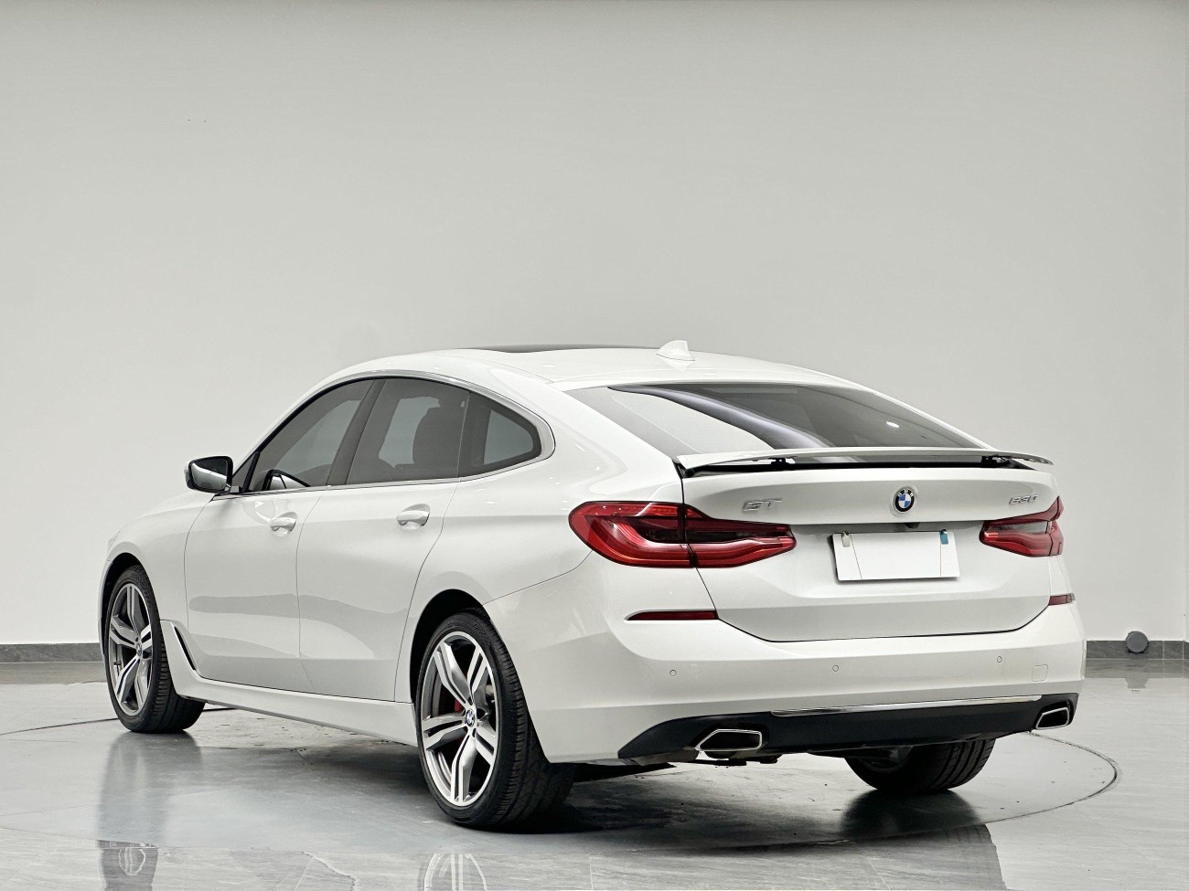 BMW 6GT 2022