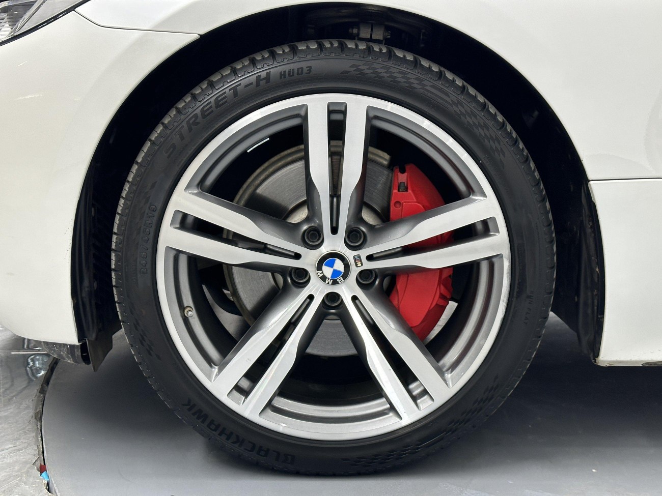 BMW 6GT 2022
