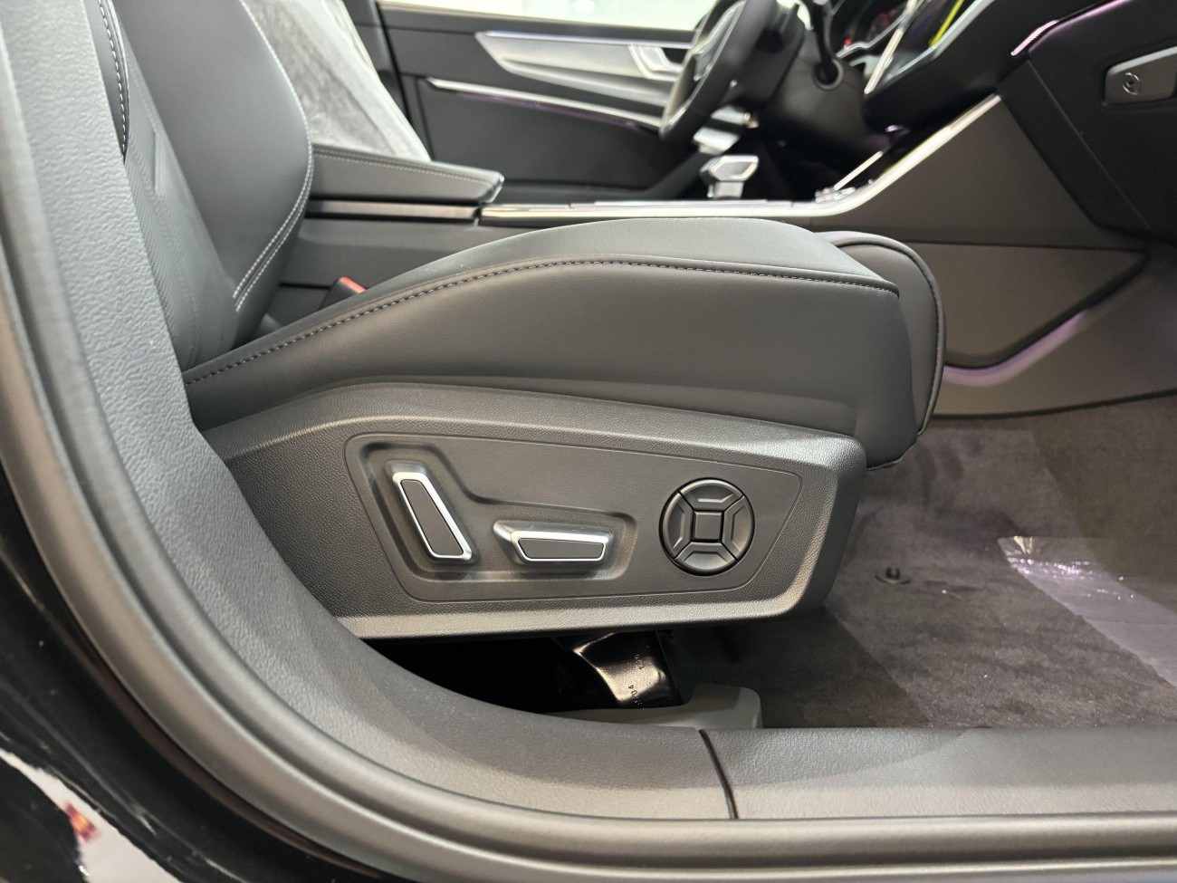 Audi A6L 40 TFSI 2025