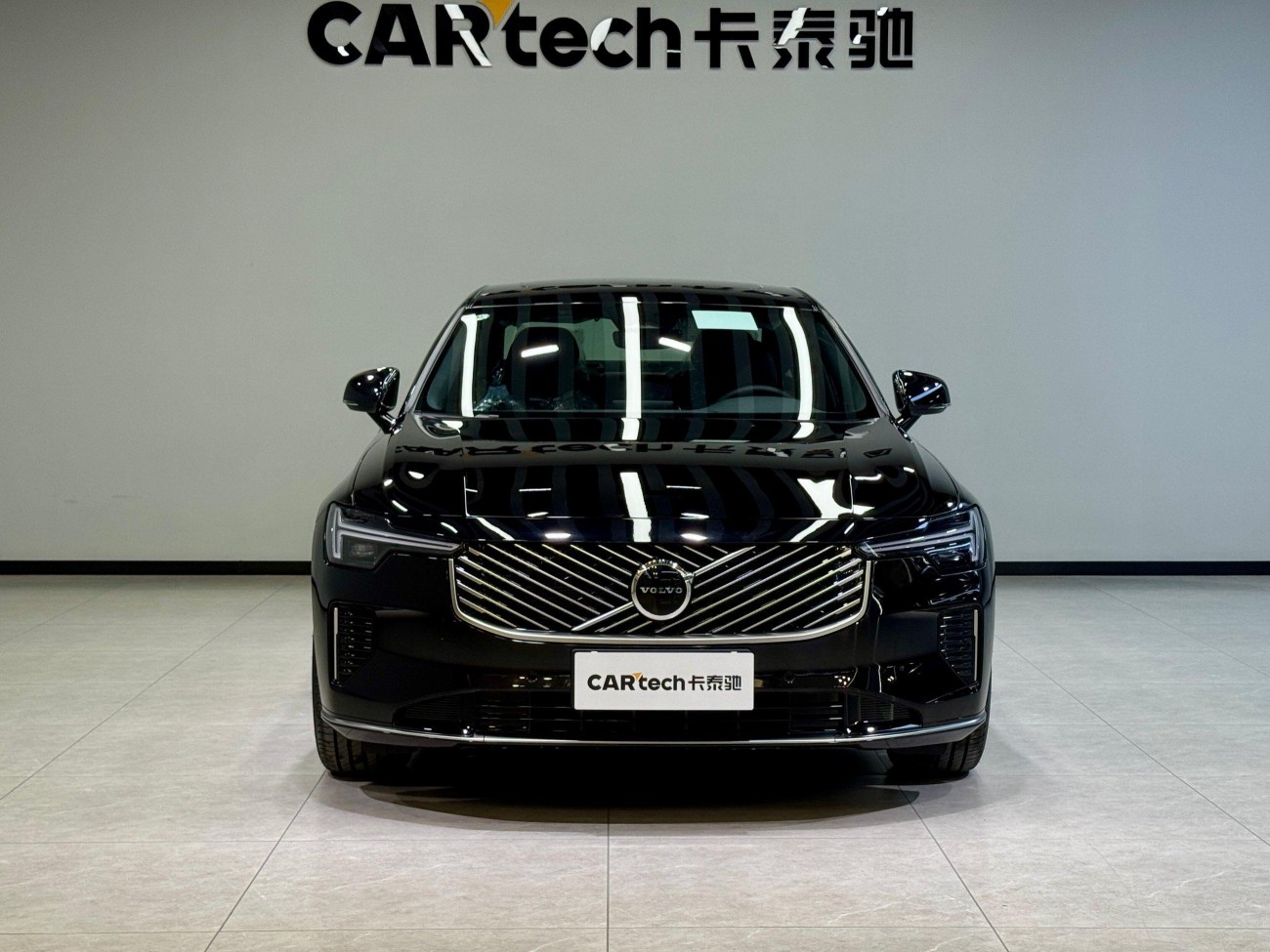 Volvo S90 2025