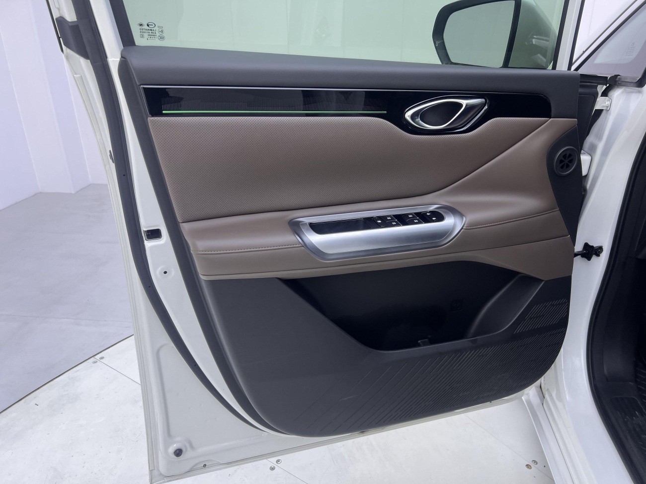 Trumpchi E8 2024
