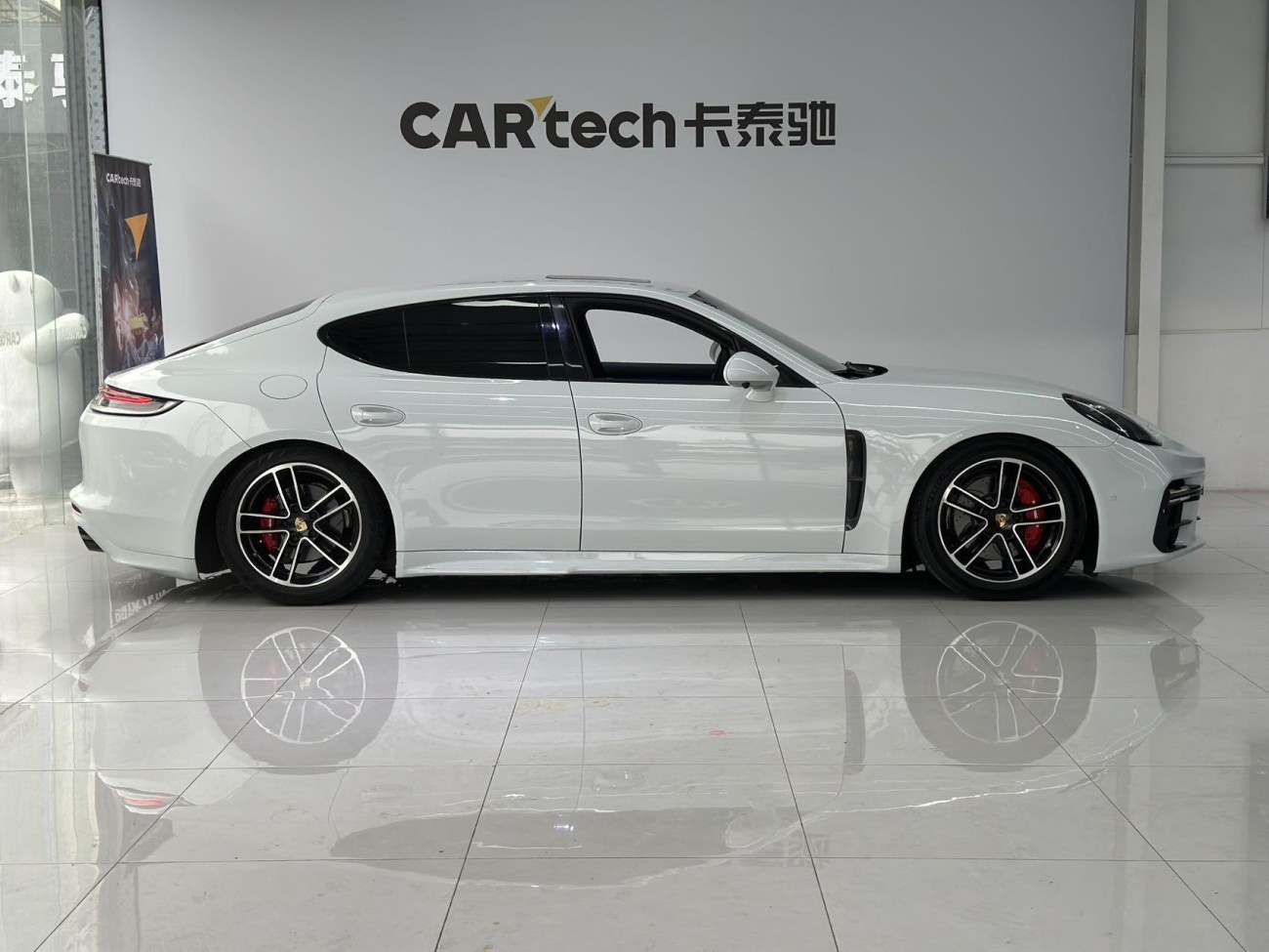 Porsche Panamera 2013