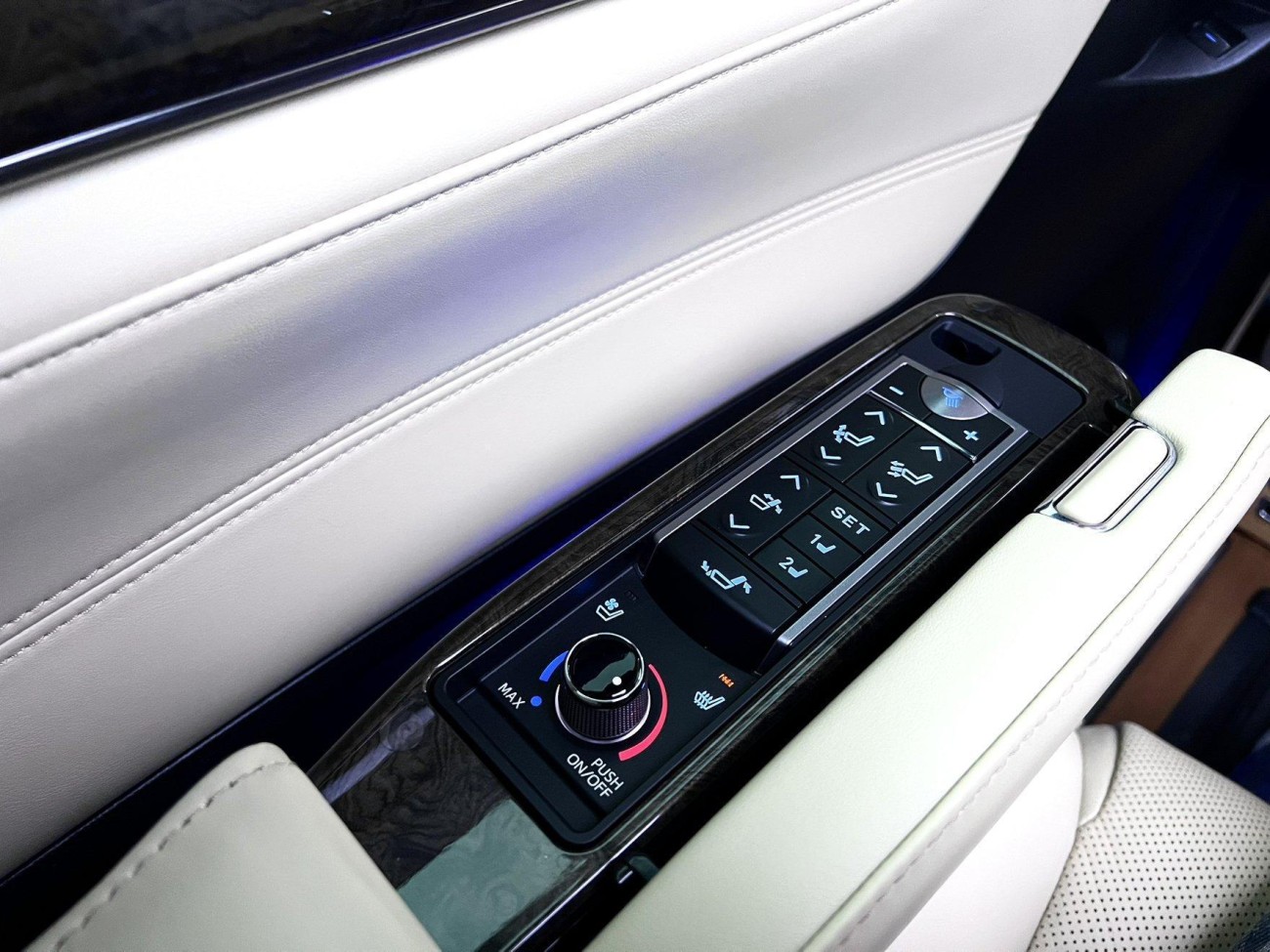Toyota Alphard 2023