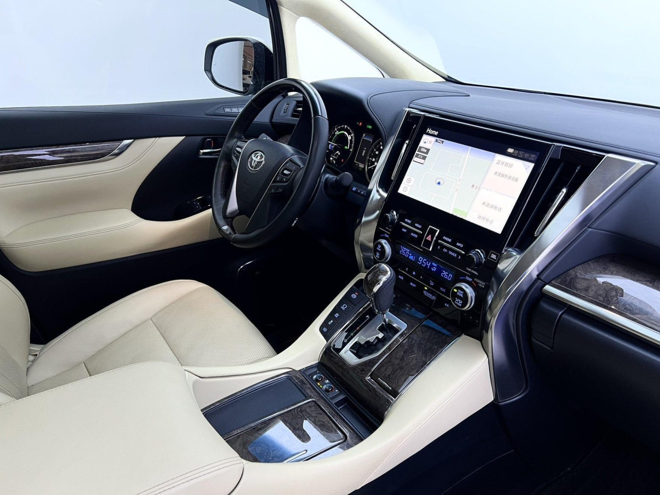 Toyota Alphard 2023