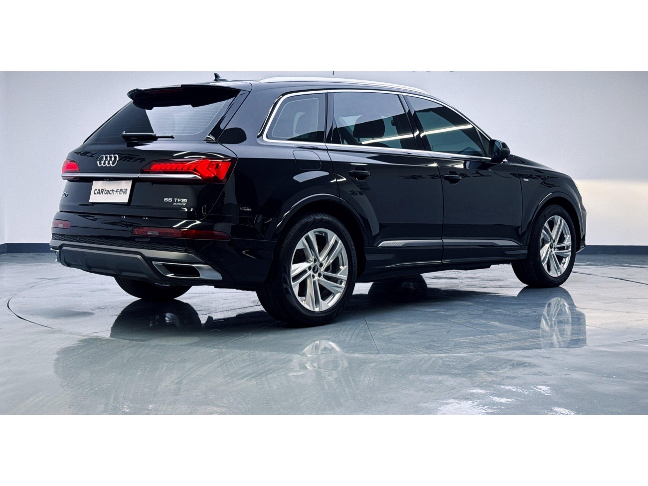 Audi Q7 45 TFSI 2023