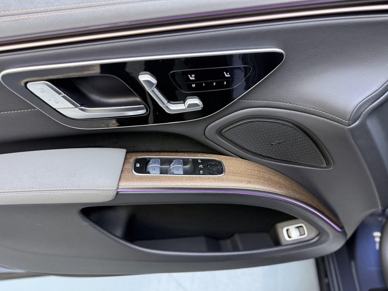 Mercedes-Benz EQS 2024
