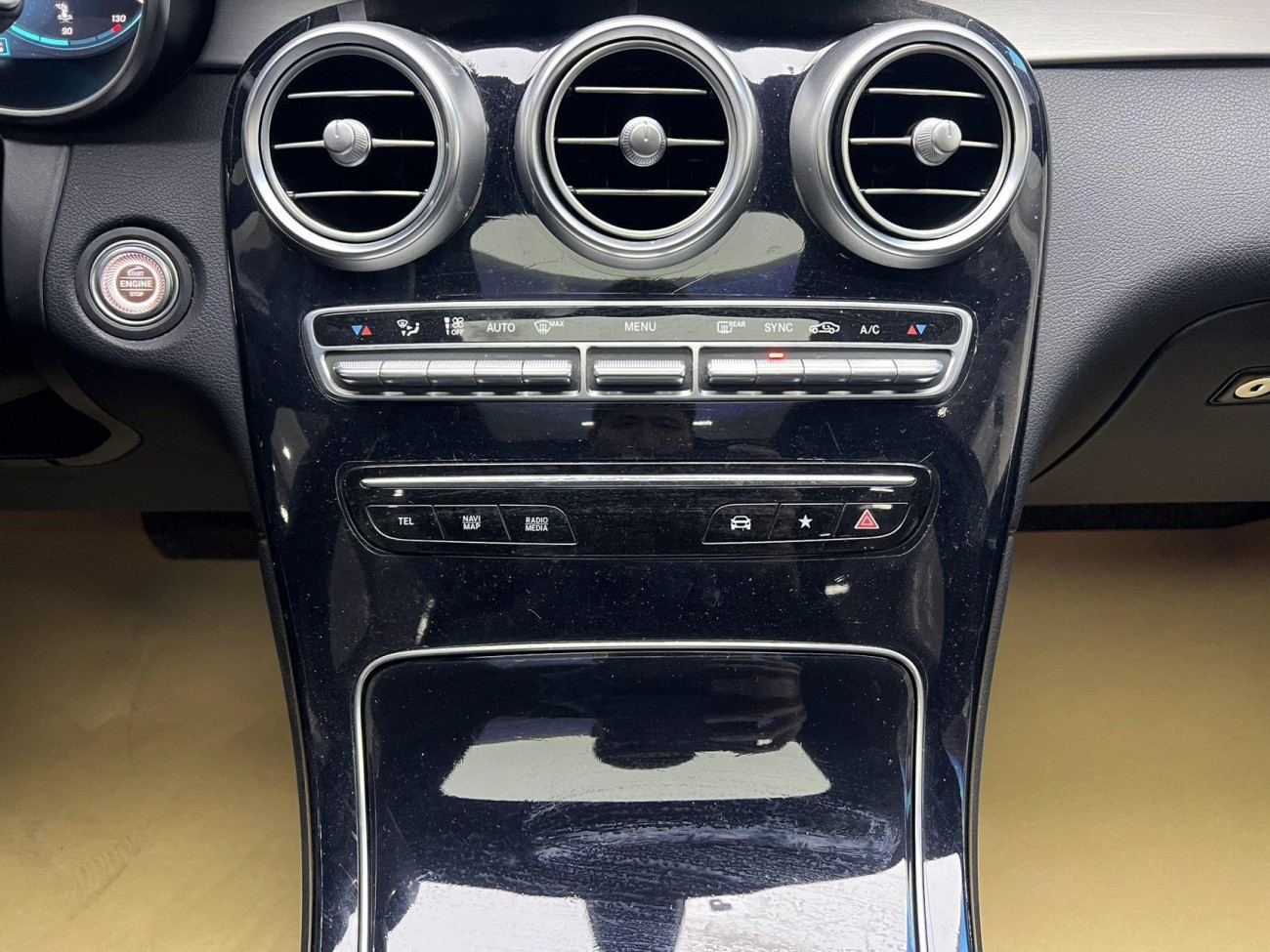 Mercedes-Benz GLC 260 L 2021