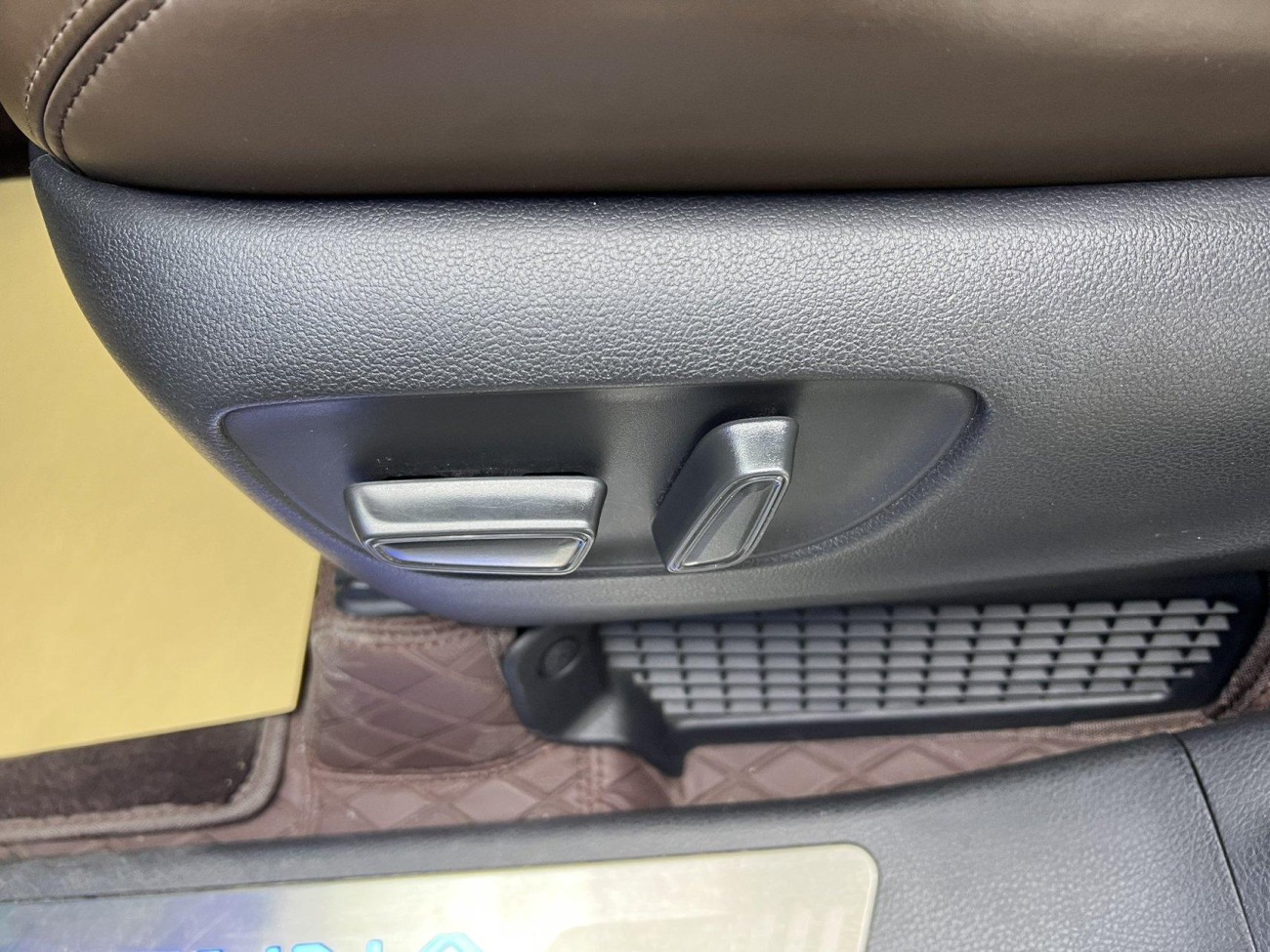 Toyota Sienna 2023