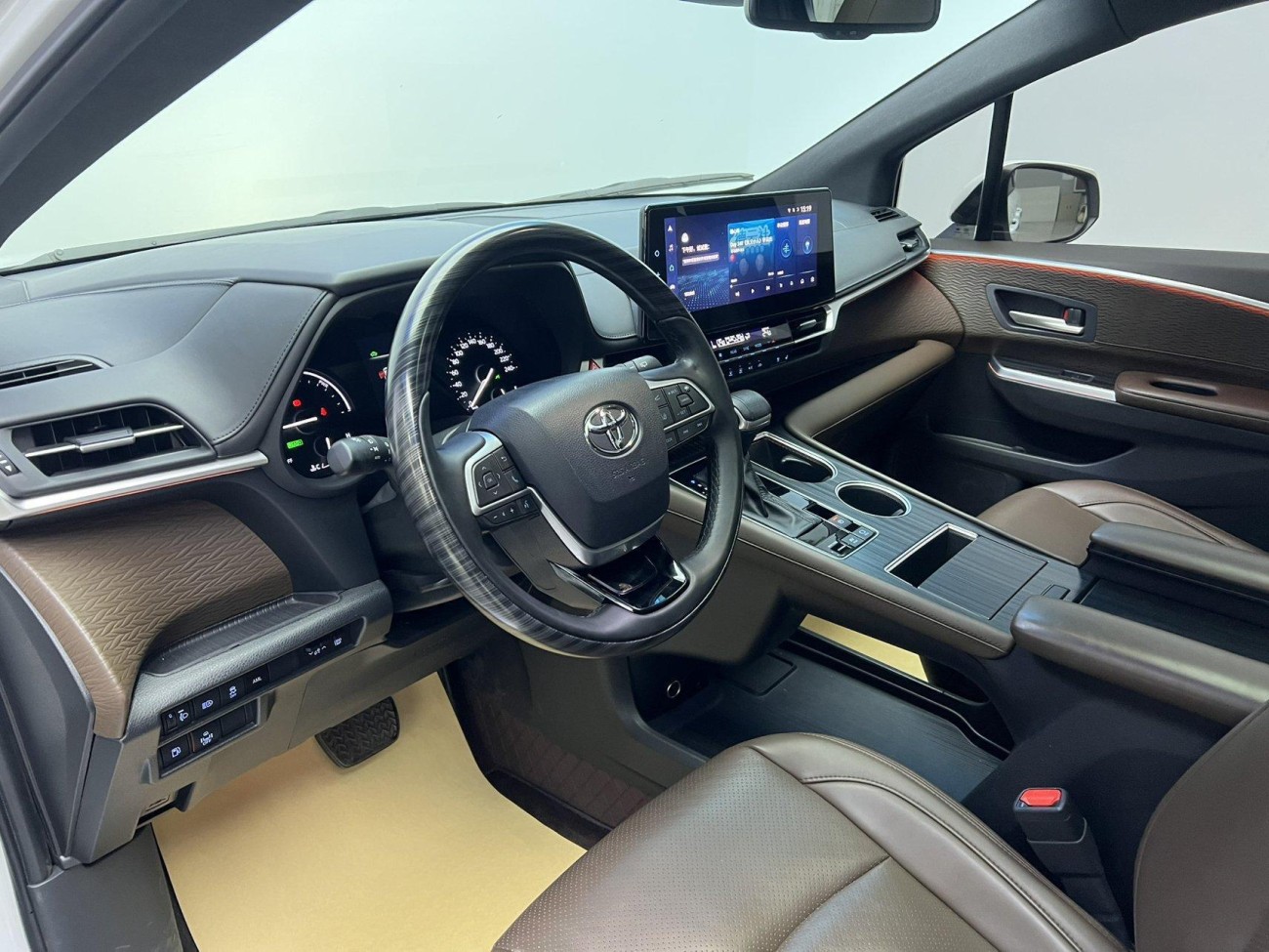 Toyota Sienna 2023