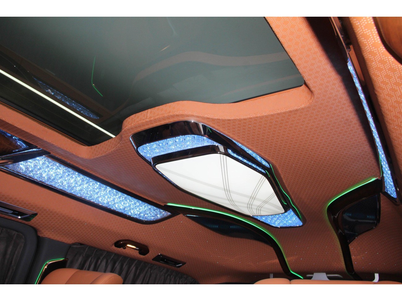 Mercedes-Benz 2025 2025