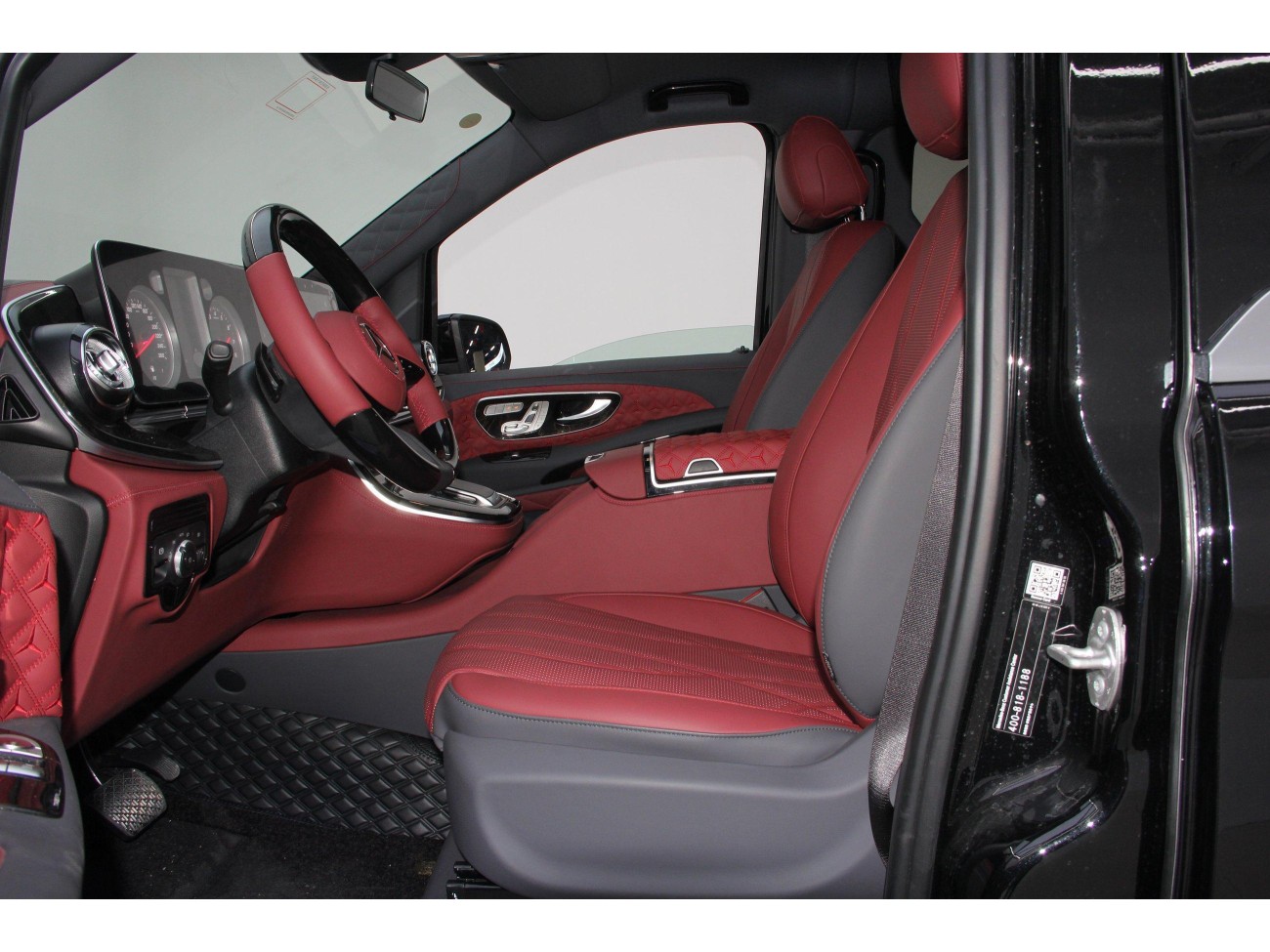 Mercedes-Benz 2025 2025