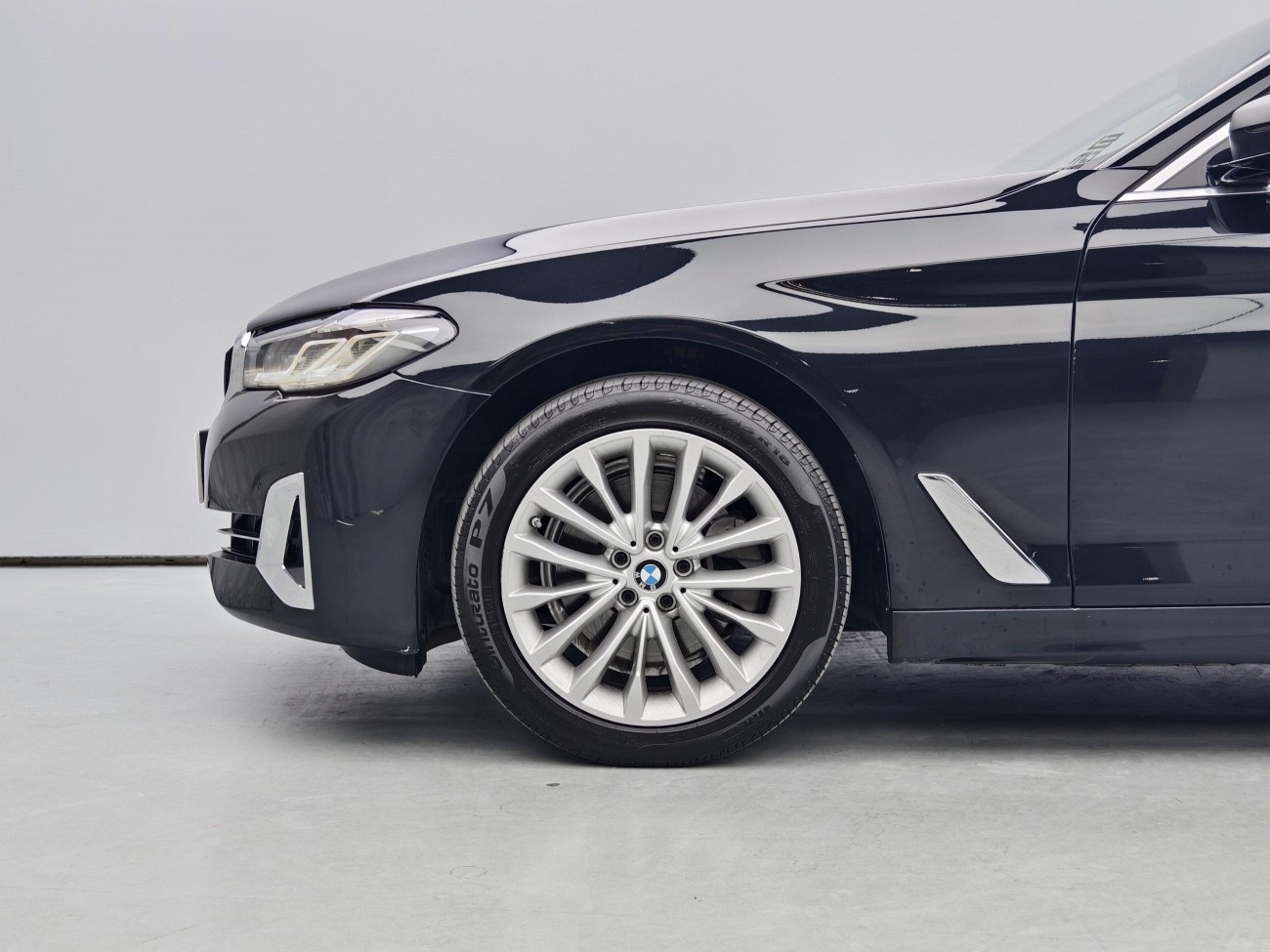 BMW 525Li 2022