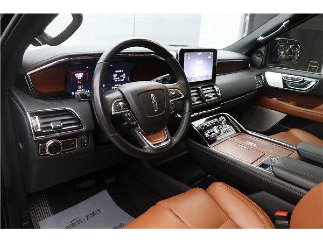 Lincoln Navigator 2021
