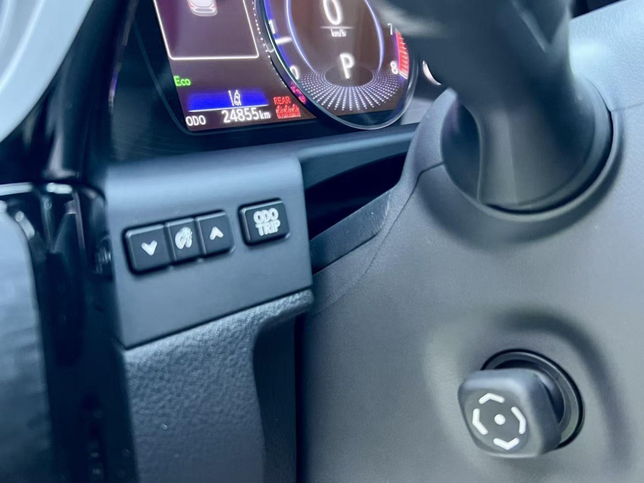 Lexus ES 200 2024