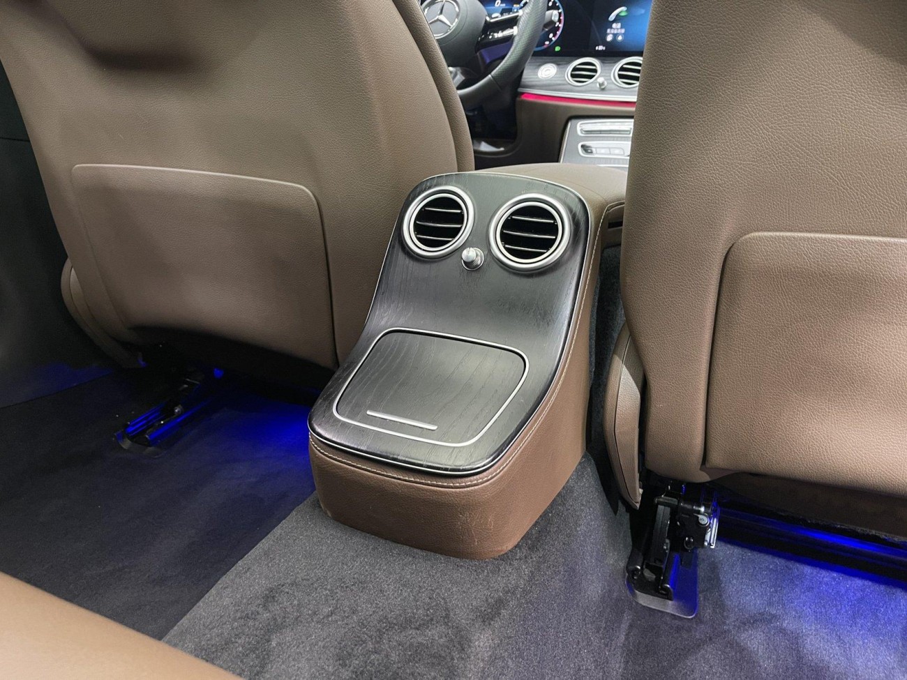 Mercedes-Benz E 260 L 2024