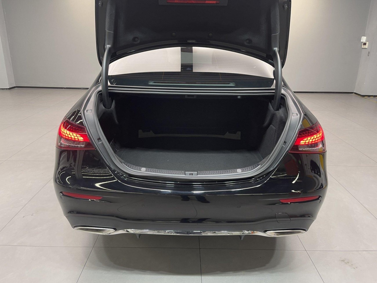 Mercedes-Benz E 260 L 2024