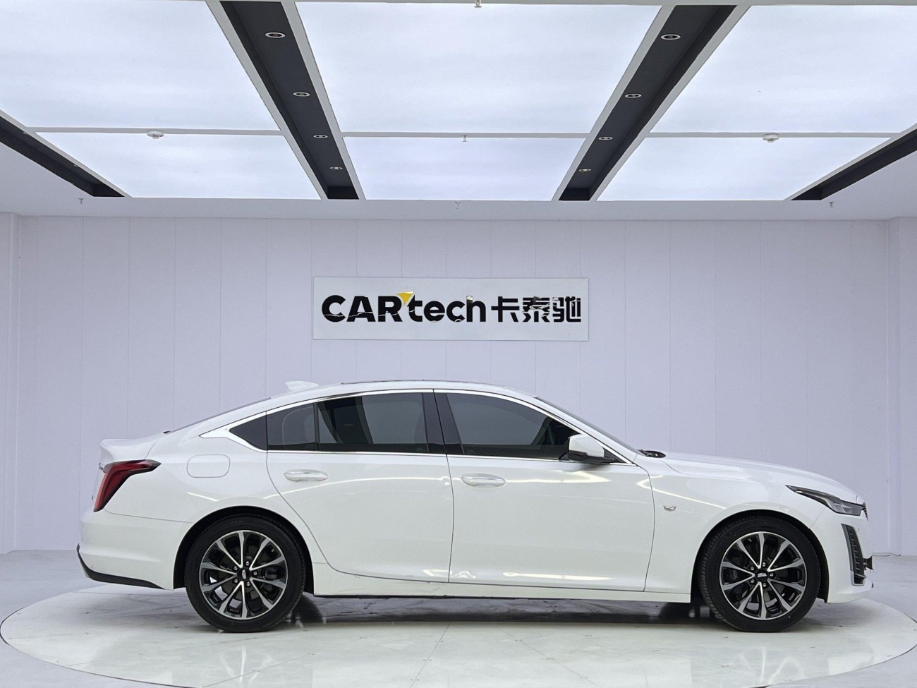 Cadillac CT5 2022