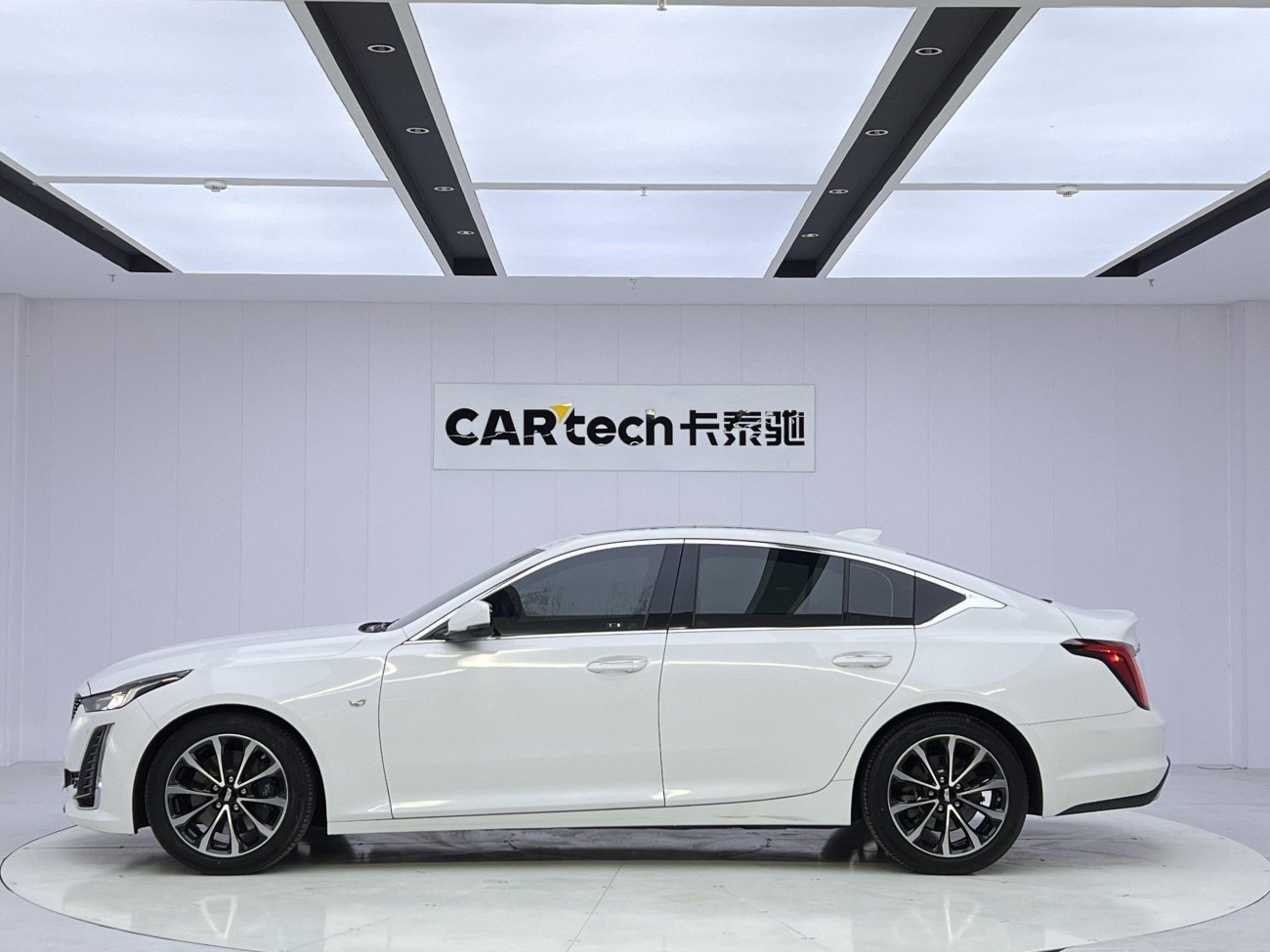 Cadillac CT5 2022