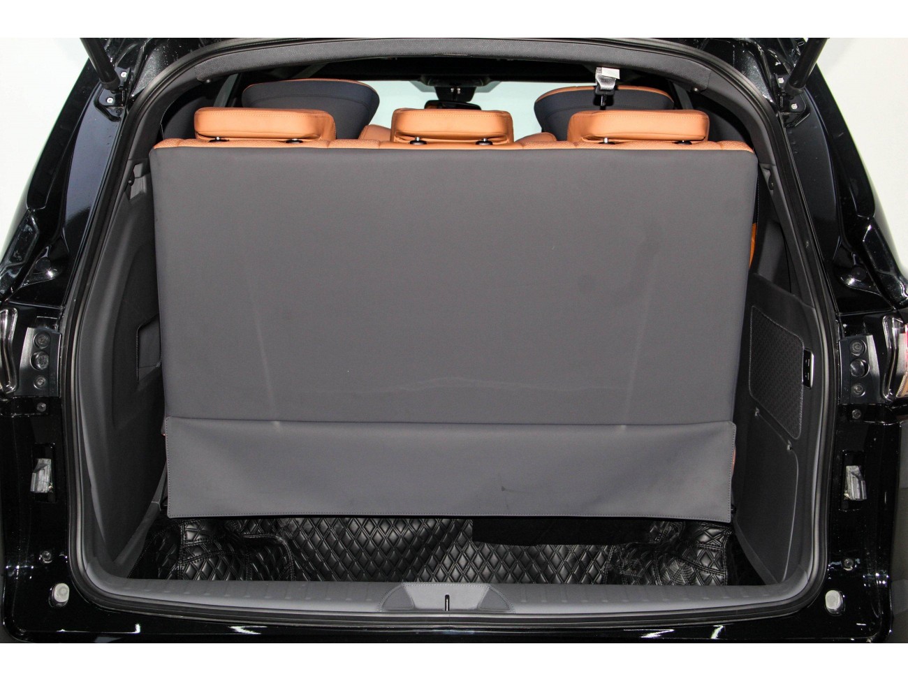 Toyota Granvia 2025