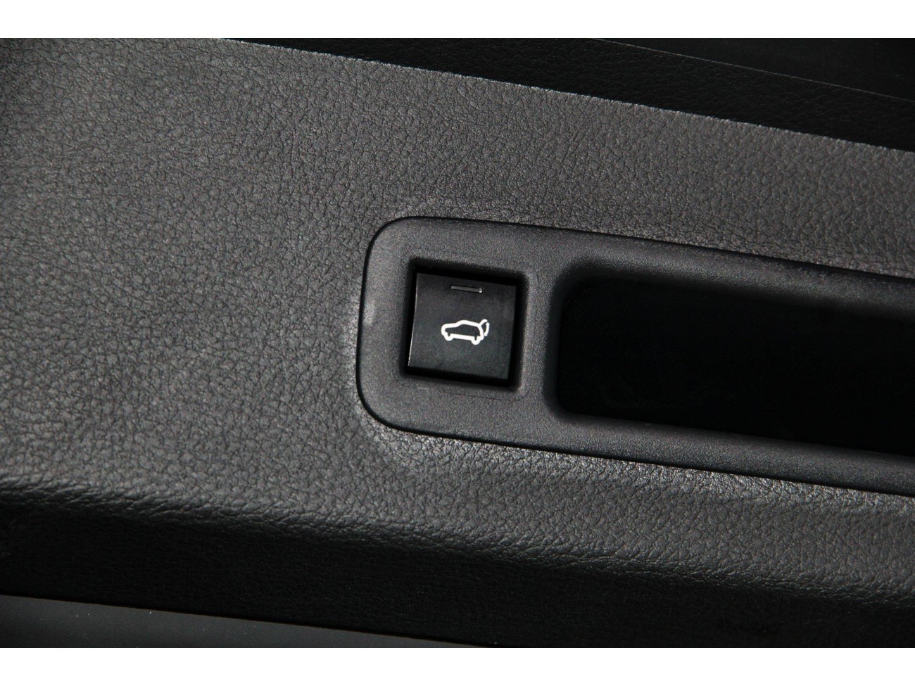 Toyota Granvia 2025