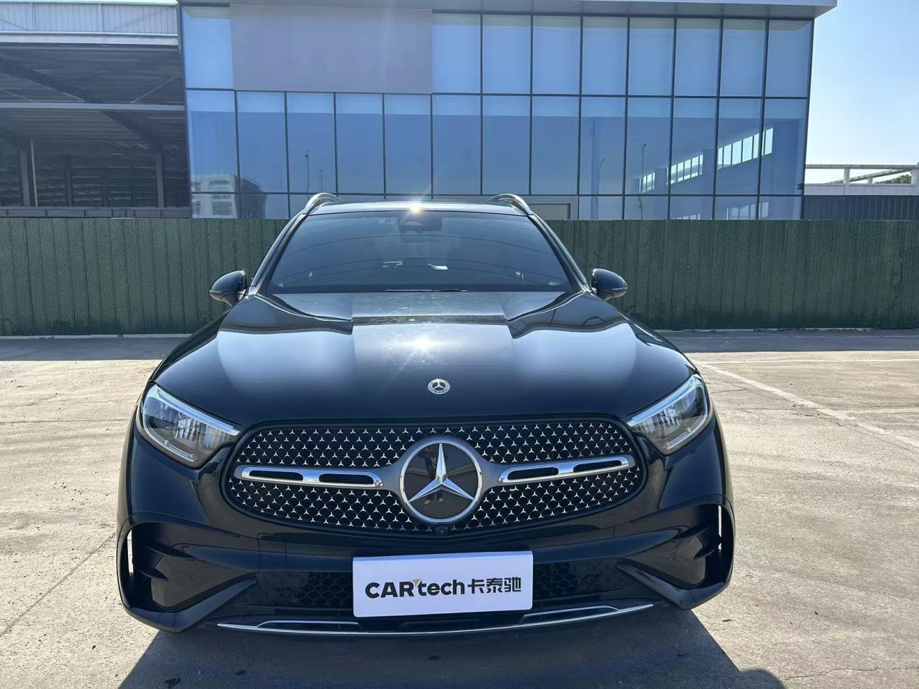 Mercedes-Benz GLC 260 L 2024