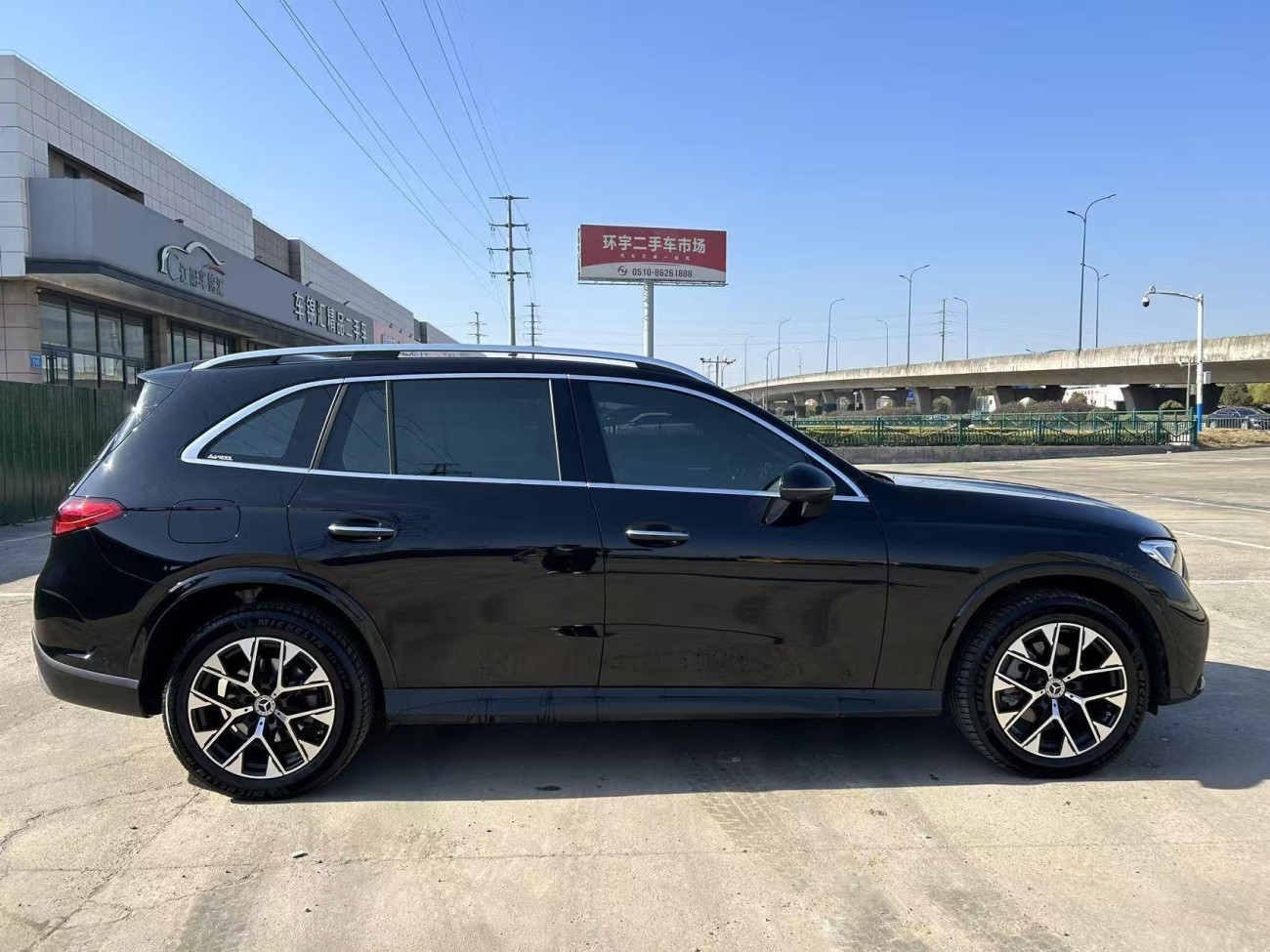 Mercedes-Benz GLC 260 L 2024