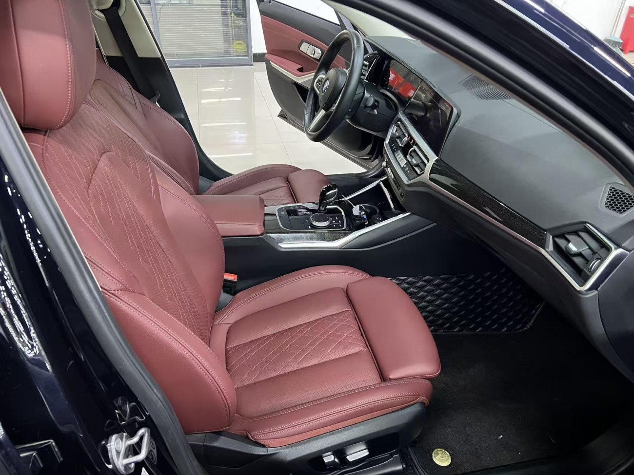 BMW 325Li 2022