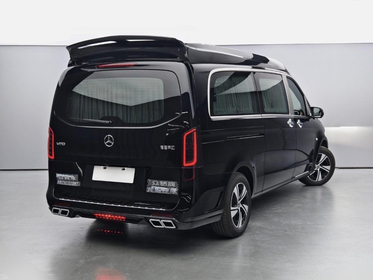 Mercedes-Benz 2024 2025