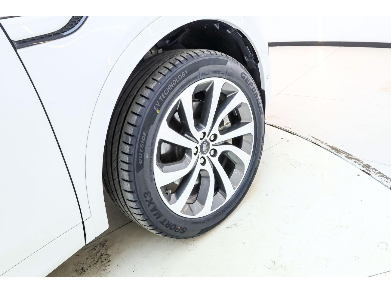 Land Rover Discovery Sport 2020