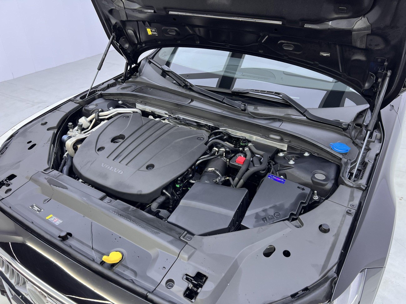 Volvo S90 2025