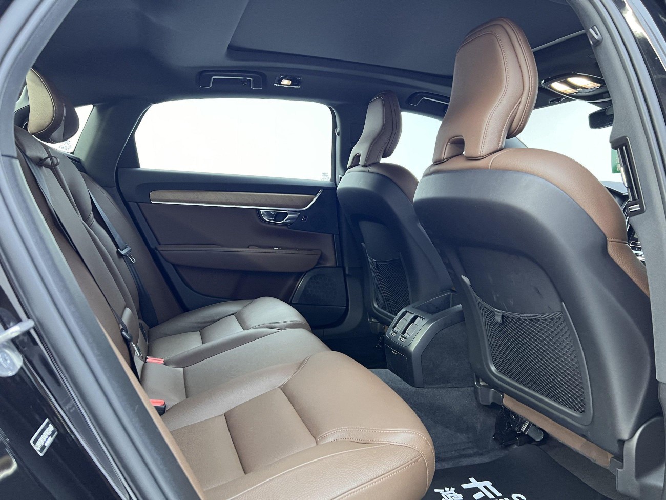 Volvo S90 2025