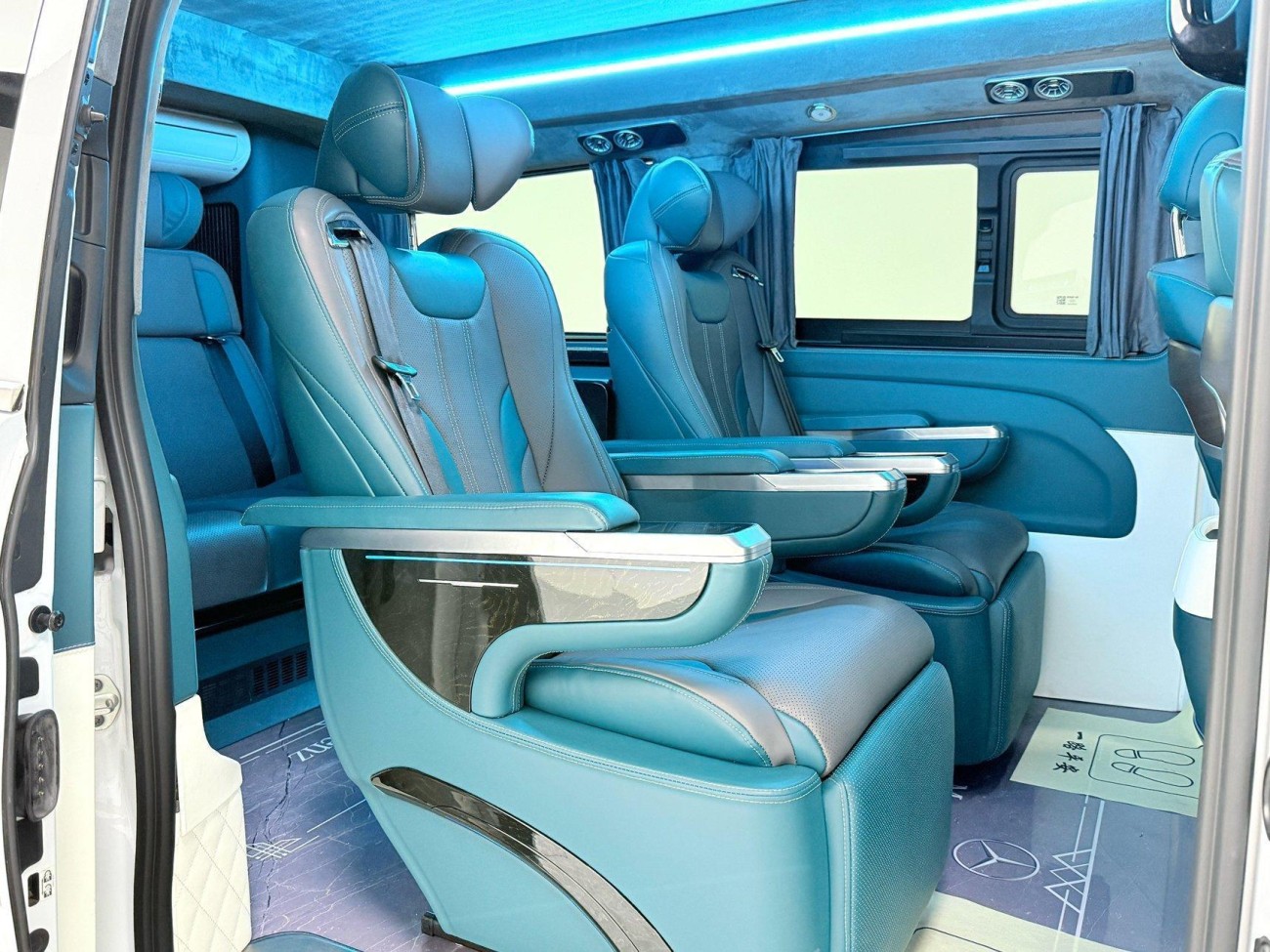 Mercedes-Benz 2022