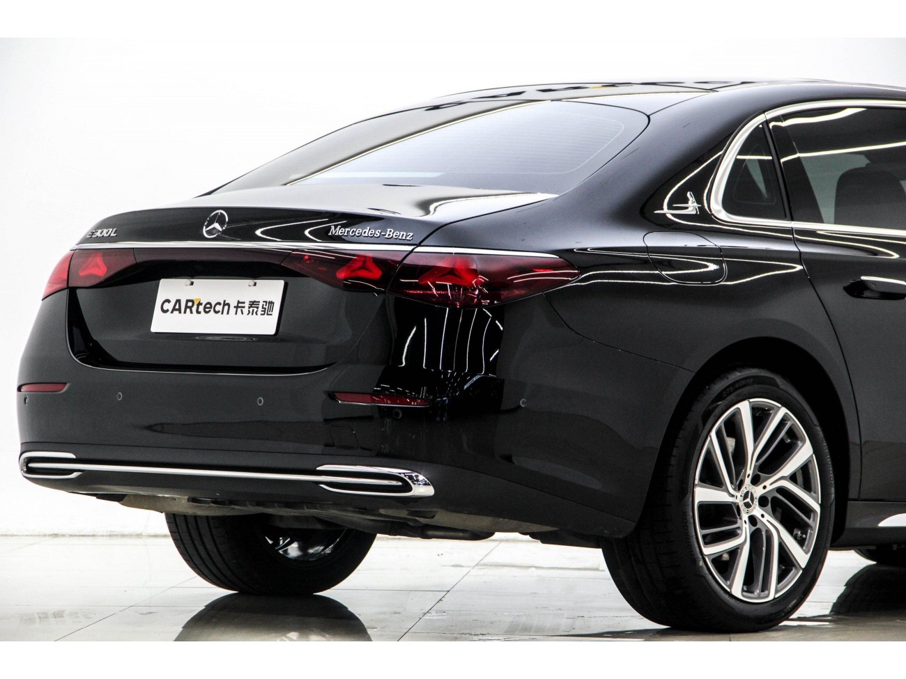 Mercedes-Benz E 300 L 2025