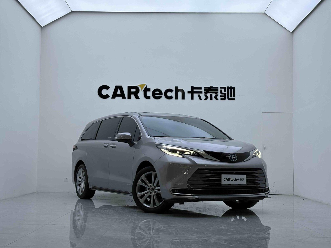 Toyota Sienna 2024